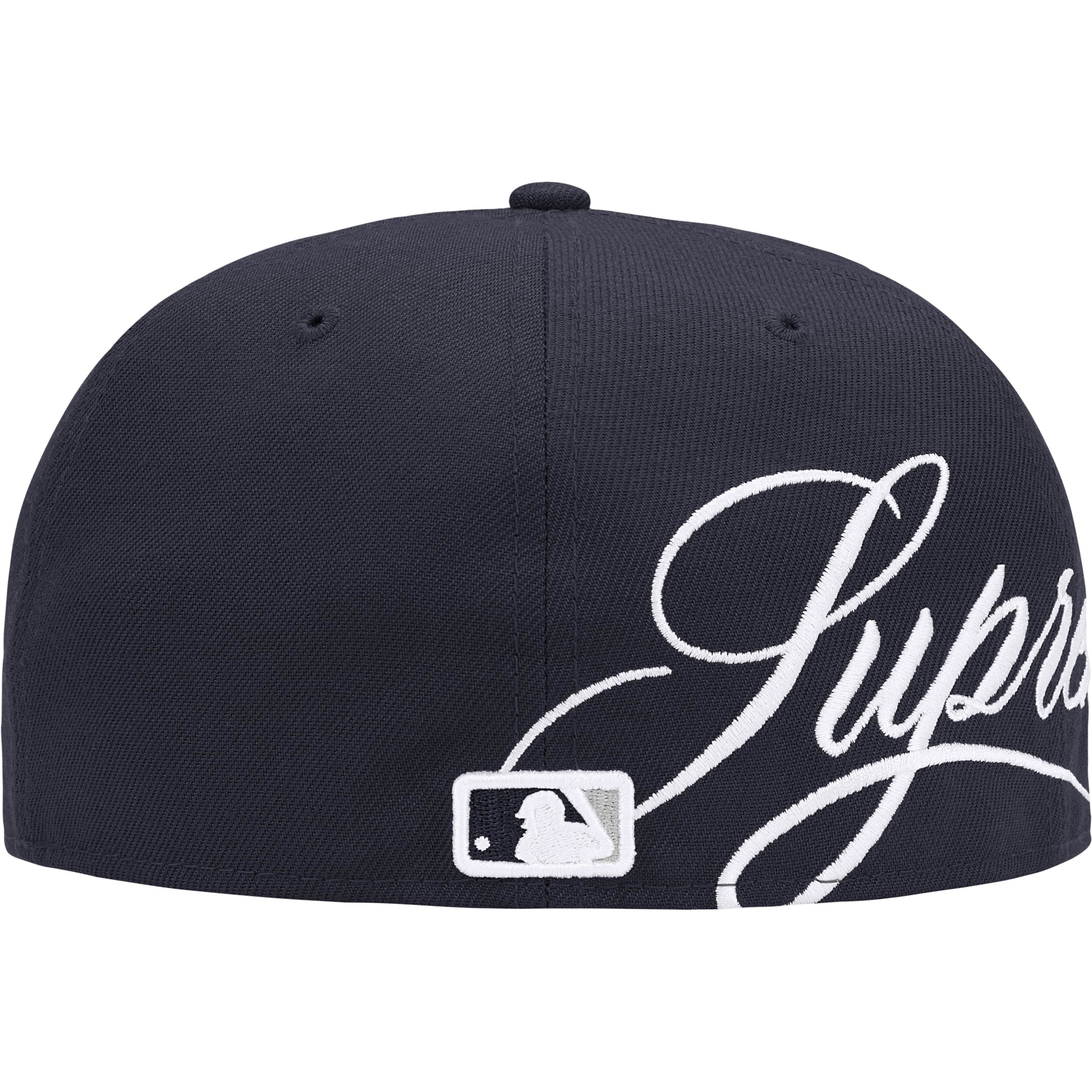 Supreme®/New York Yankees™ New Era® view 22